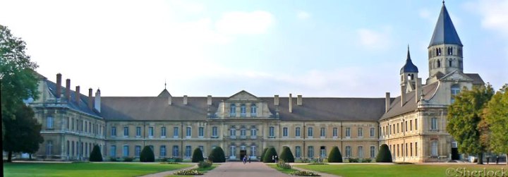 Abbaye de Cluny qui abrite un des établissements de l’Ecole Nationale des Arts et Métiers paris Tech.